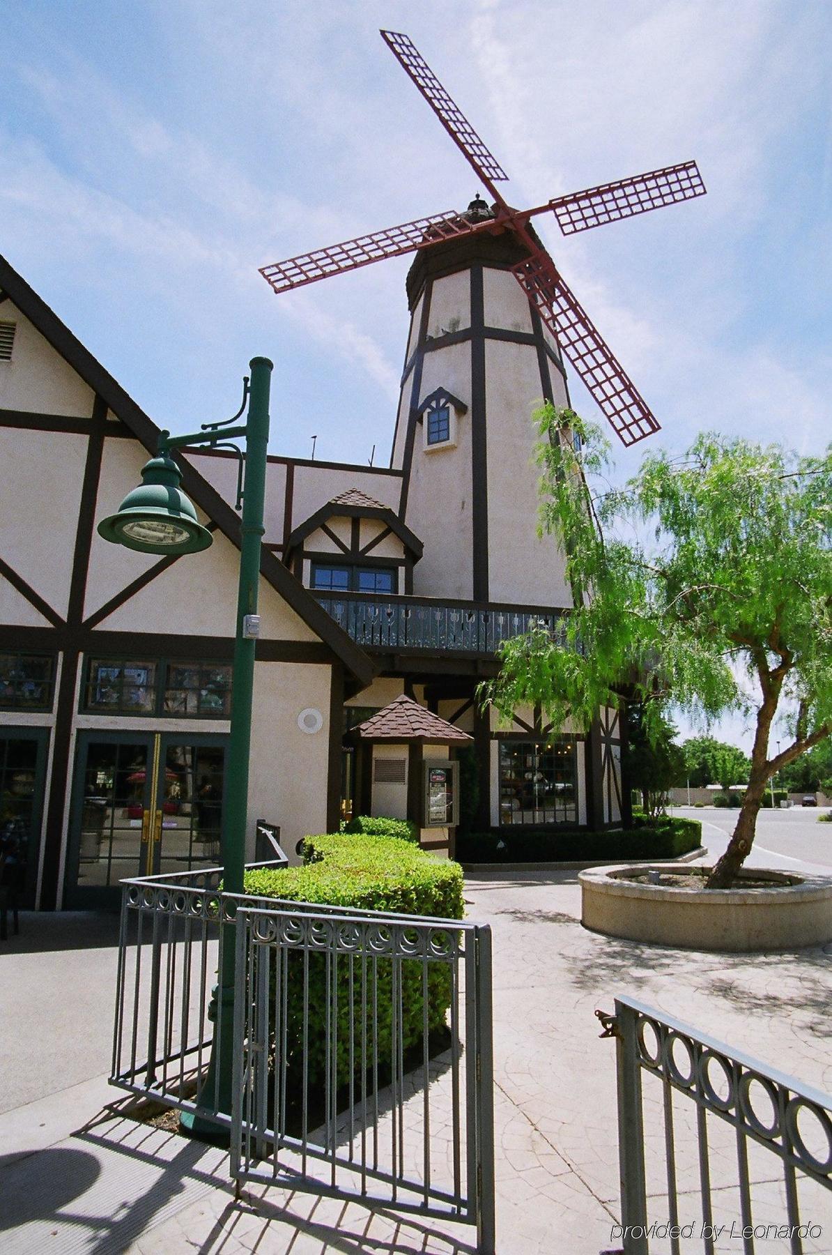 Holiday Inn Selma - Swancourt Экстерьер фото