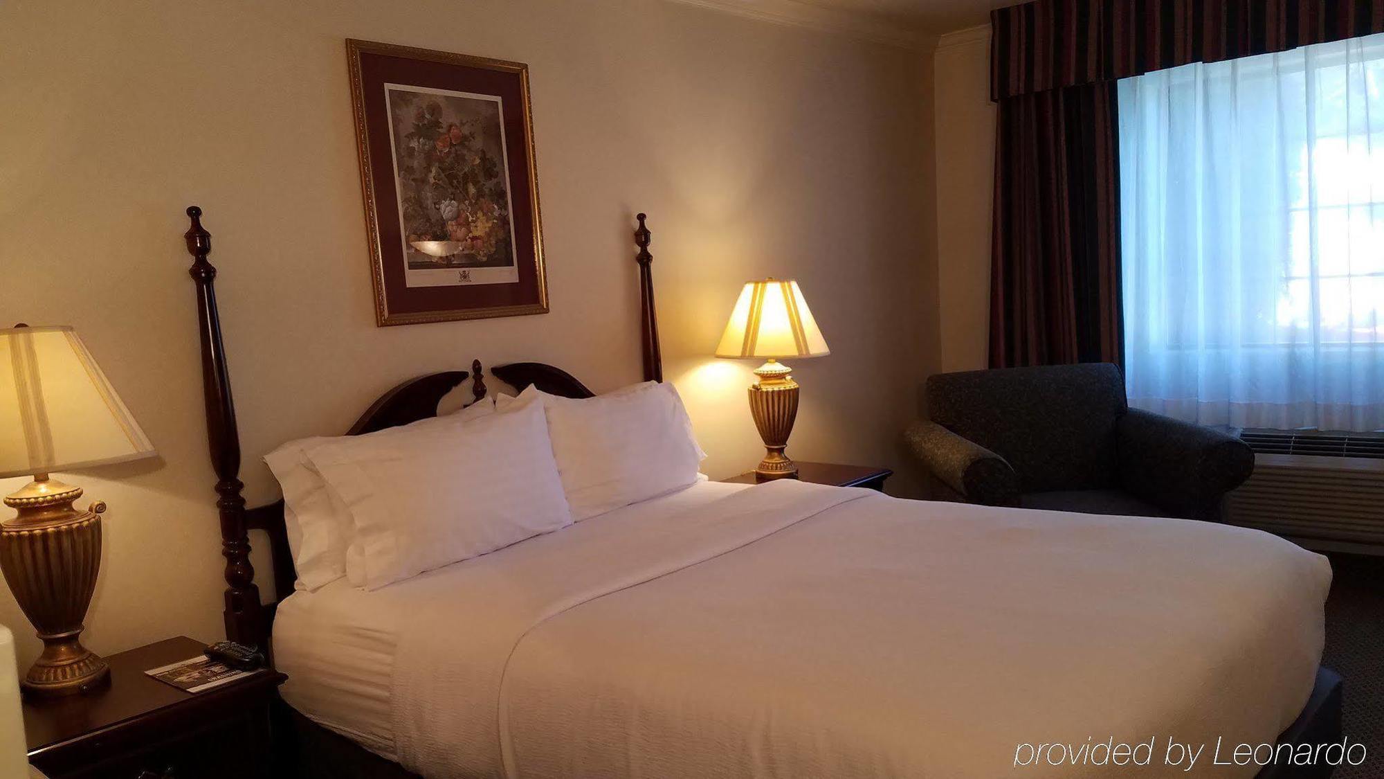 Holiday Inn Selma - Swancourt Экстерьер фото